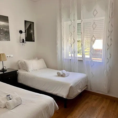 Castelo Da Esperanca Na Sra Da Rocha Appartamento