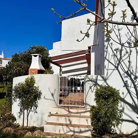 Castelo Da Esperanca Na Sra Da Rocha