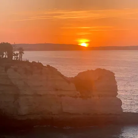 Castelo Da Esperanca Na Sra Da Rocha